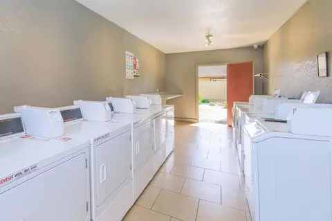 3270 Meadows Ave, Merced, CA 95348 photo 2