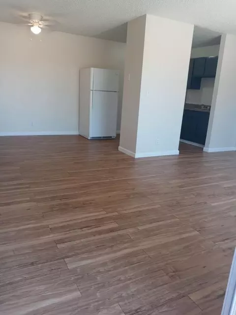3270 Meadows Ave, Merced, CA 95348