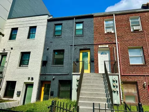 1804 Benning Rd NE, Washington, DC 20002