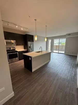 15 Parkway North Blvd, Deerfield, IL 60015