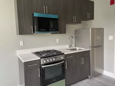 100 Shirley Ave, Revere, MA 02151
