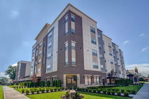 321 S Broad St, Elizabeth, NJ 07202