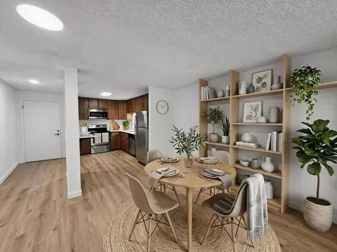 3025 NE 137th St, Seattle, WA 98125