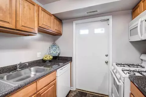 8601 Gray Fox Rd, Randallstown, MD 21133 photo 9