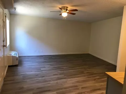 249 W Alameda Ave, Burbank, CA 91502