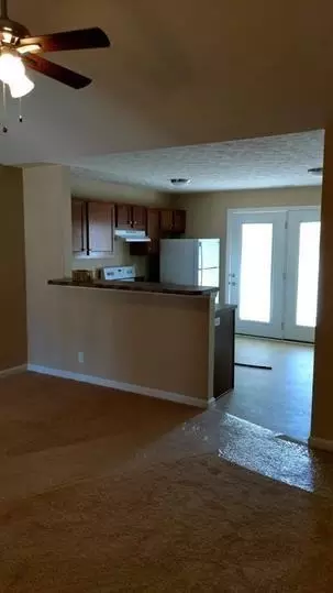 11315 Breeze Cir, Louisville, KY 40272