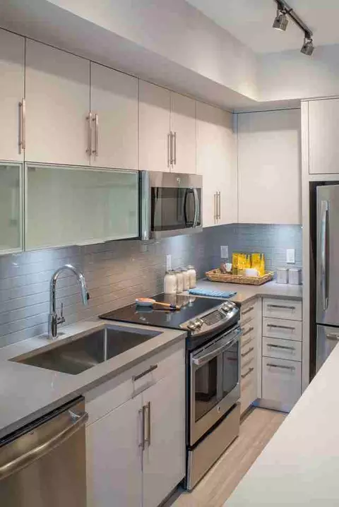79 Potomac Ave SE, Washington, DC 20003 photo 4