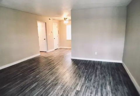 1207 Crown Point Ave, Norman, OK 73072