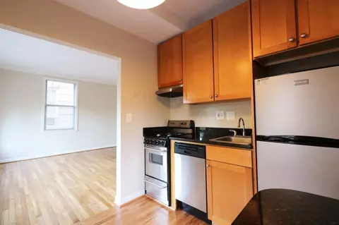 2070 Belmont Rd NW, Washington, DC 20009