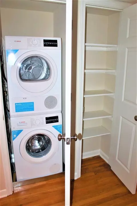 2070 Belmont Rd NW, Washington, DC 20009 photo 24