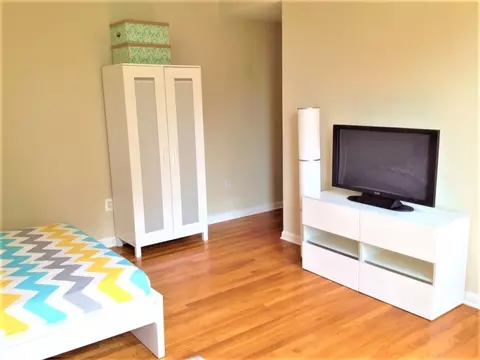 2070 Belmont Rd NW, Washington, DC 20009 photo 9