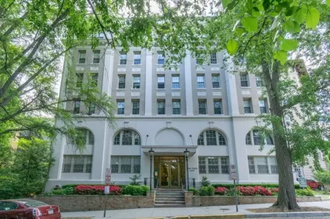 2070 Belmont Rd NW, Washington, DC 20009 photo 25