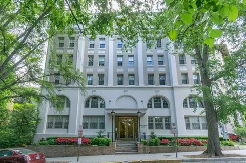 2070 Belmont Rd NW, Washington, DC 20009 photo 28