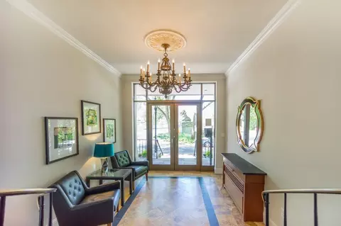 2070 Belmont Rd NW, Washington, DC 20009 photo 30