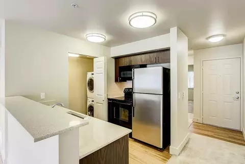 13700 NE 10th Pl, Bellevue, WA 98005 photo 13