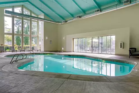 13700 NE 10th Pl, Bellevue, WA 98005 photo 23