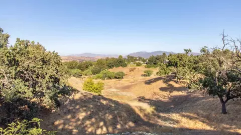 24452 Valencia Blvd, Valencia, CA 91355 photo 23