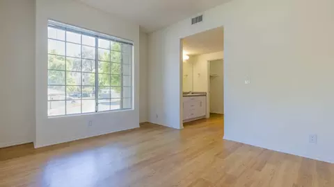 24452 Valencia Blvd, Valencia, CA 91355 photo 38