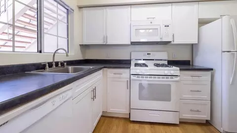 24452 Valencia Blvd, Valencia, CA 91355 photo 36