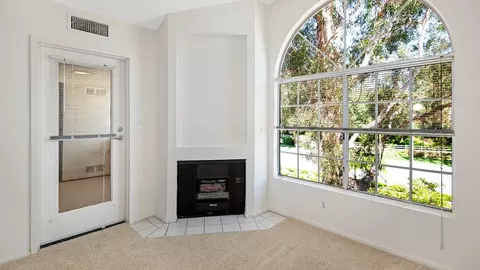 24452 Valencia Blvd, Valencia, CA 91355 photo 44