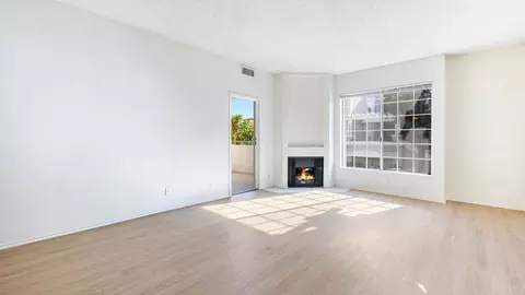 24452 Valencia Blvd, Valencia, CA 91355 photo 43