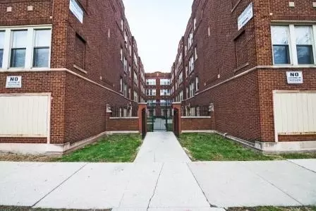 1108 E 82nd St, Chicago, IL 60619
