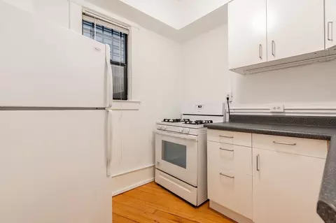 768 Bellevue Ave E, Seattle, WA 98102 photo 8