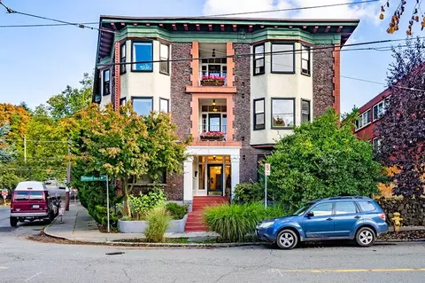 768 Bellevue Ave E, Seattle, WA 98102 photo 16