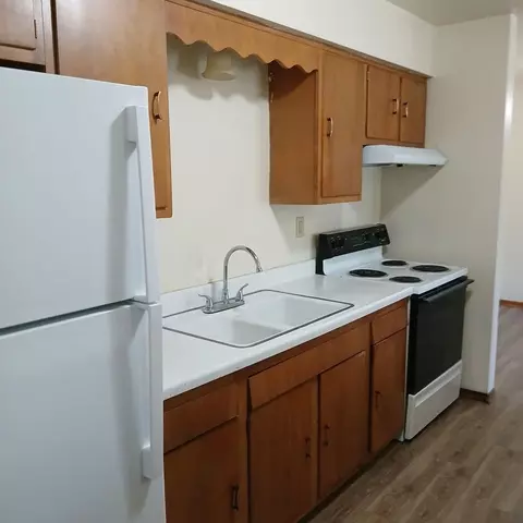 2080 Shopiere Rd, Beloit, WI 53511