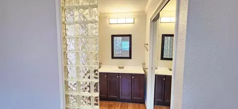 1430 V St, Sacramento, CA 95818