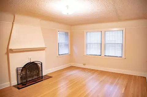 707 NW 19th Ave, Portland, OR 97209