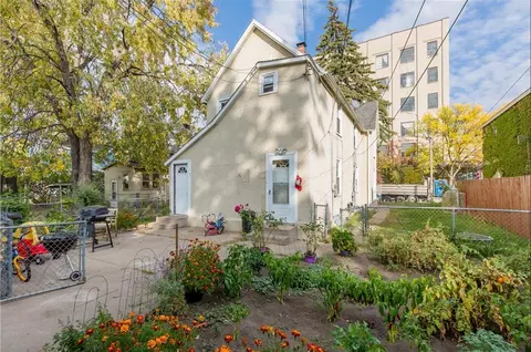 2214 California St NE, Minneapolis, MN 55418