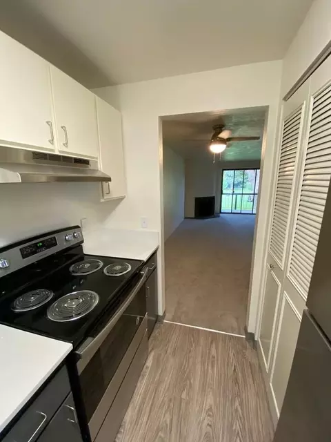 1800 Cal Young Rd, Eugene, OR 97401