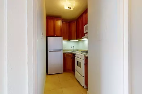 665 S Skinker Blvd, Saint Louis, MO 63105