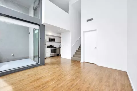 1737 N Las Palmas Ave, Los Angeles, CA 90028