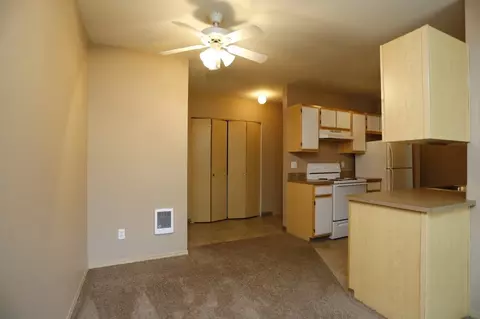 1900 Madras St SE, Salem, OR 97306