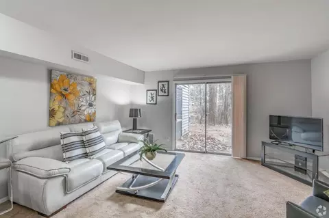 180 Park Fairfax Dr, Charlotte, NC 28208