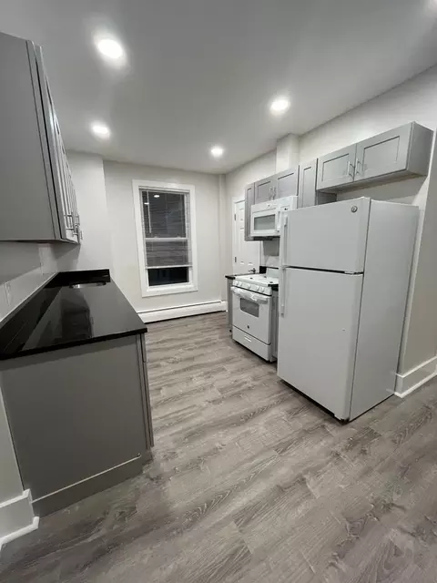 41 Webster St, Malden, MA 02148