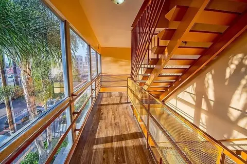 946 S Carondelet St, Los Angeles, CA 90006