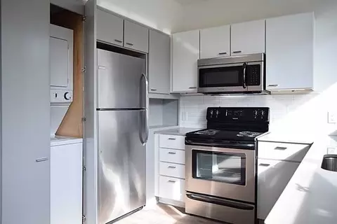 12 E Armour Blvd, Kansas City, MO 64111