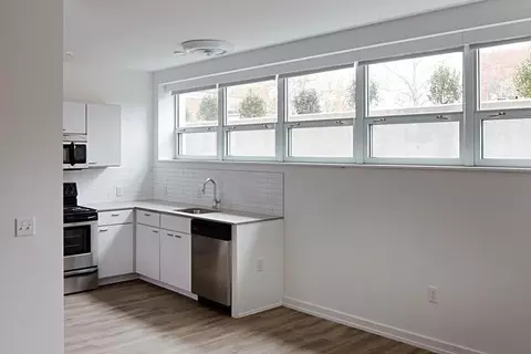 12 E Armour Blvd, Kansas City, MO 64111