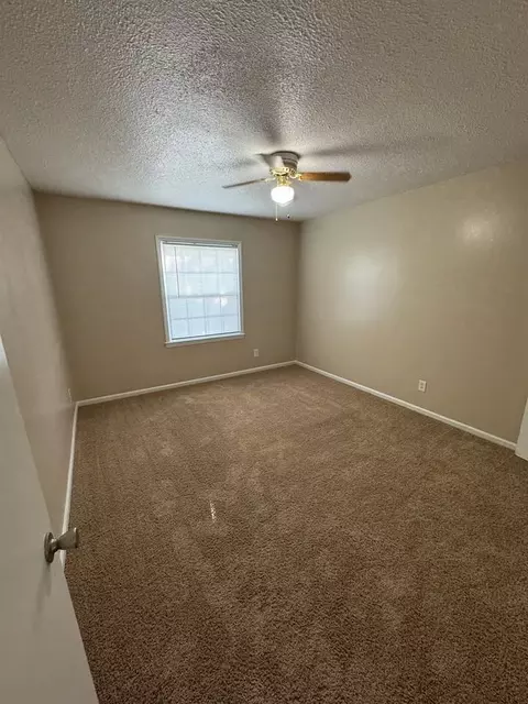 7000 Barrington Dr, Charlotte, NC 28215 photo 17