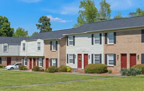 7000 Barrington Dr, Charlotte, NC 28215 photo 6