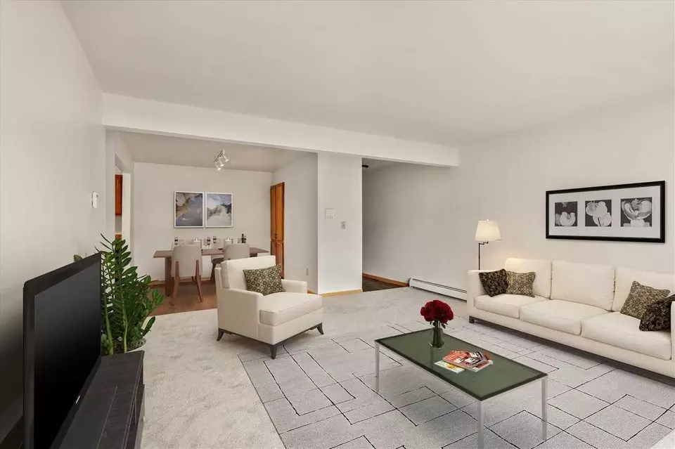  w159n8311 8388 Apple Valley Dr W158n8398 Steven Mack Dr, Menomonee Falls, WI 53051 photo 16