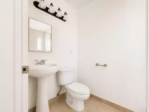 216 S Gale Dr, Beverly Hills, CA 90211 photo 33