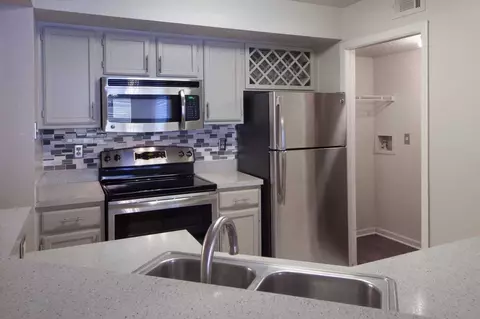 6500 Metrowest Blvd, Orlando, FL 32835 photo 4