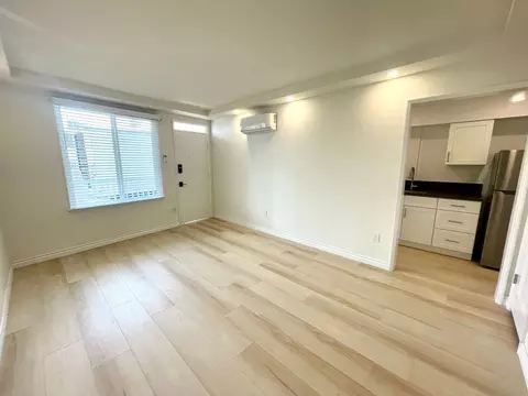 10340 Bellwood Ave, Los Angeles, CA 90064 photo 16