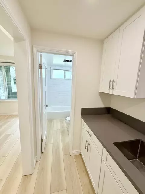 10340 Bellwood Ave, Los Angeles, CA 90064 photo 12