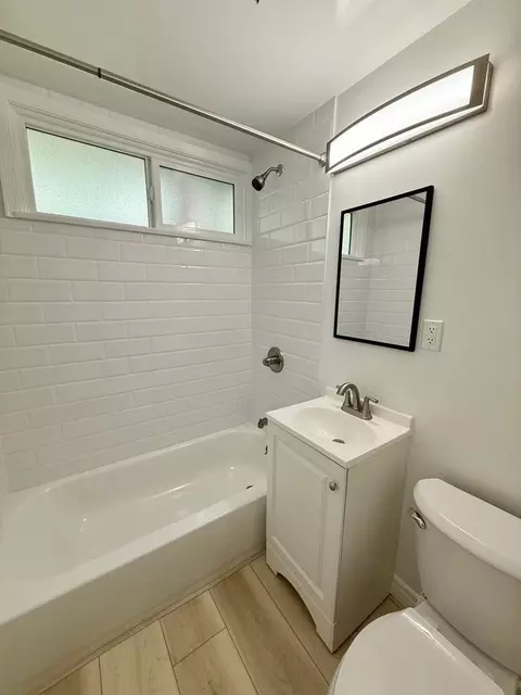 10340 Bellwood Ave, Los Angeles, CA 90064 photo 14