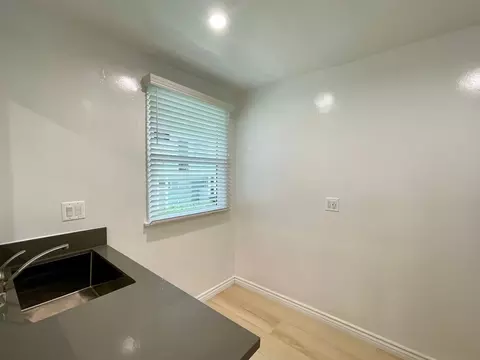 10340 Bellwood Ave, Los Angeles, CA 90064 photo 8